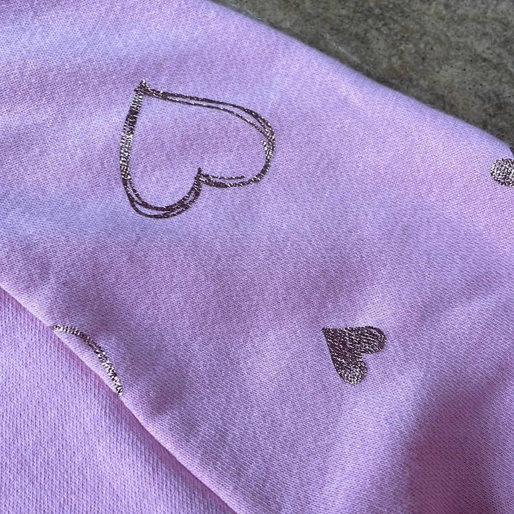 + nwot + ATHLETIC WORKS Heart Sweatshirt - Picture 2 of 5